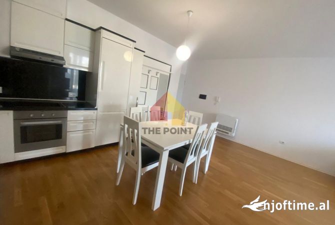 Shtepi me qera 2+1 ne Tirane - 900 Euro