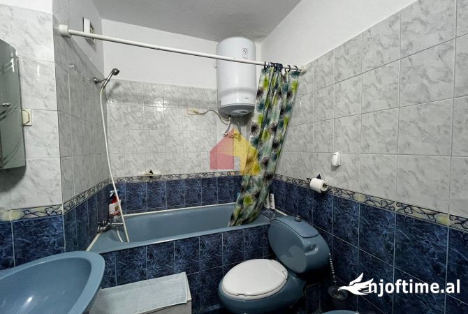 Shtepi me qera 2+1 ne Tirane - 800 Euro