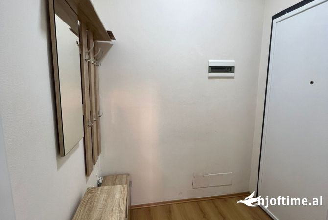 Shtepi me qera Apartament ne Tirane, 2+1, Mobilimi E mobiluar, Pagesa 650  Euro.