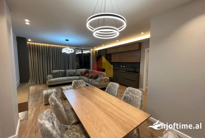 Shtepi me qera Apartament ne Tirane, 2+1, Mobilimi E mobiluar, Pagesa 2,200  Euro.