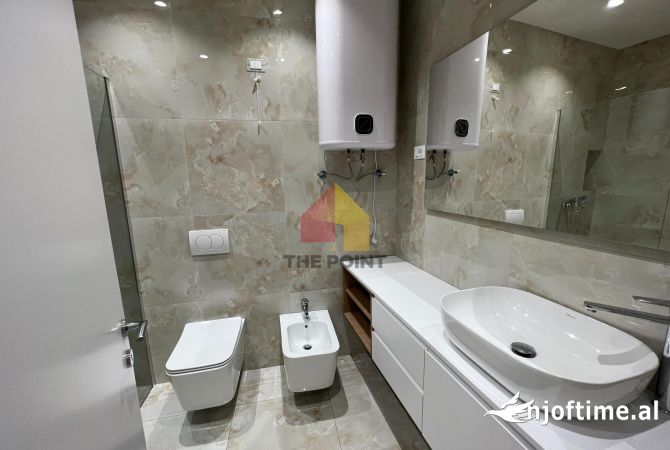 Shtepi me qera Apartament ne Tirane, 2+1, Mobilimi E mobiluar, Pagesa 2,200  Euro.