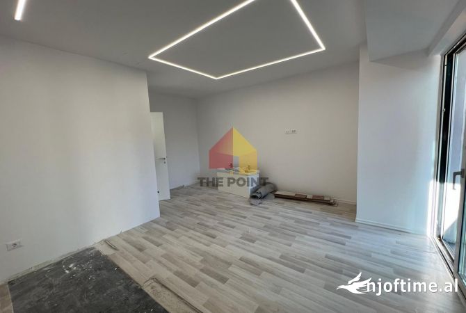 Shtepi ne shitje Apartament ne Tirane, 2+1, Mobilimi Bosh, pa mobiluar, Pagesa 550,000  Euro.
