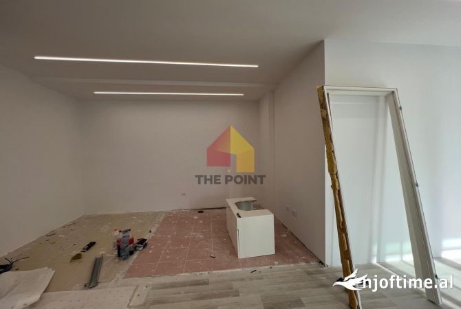 Shtepi ne shitje Apartament ne Tirane, 2+1, Mobilimi Bosh, pa mobiluar, Pagesa 550,000  Euro.