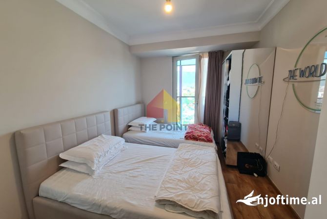 Shtepi ne shitje Apartament ne Tirane, 2+1, Mobilimi E mobiluar, Pagesa 500,000  Euro.