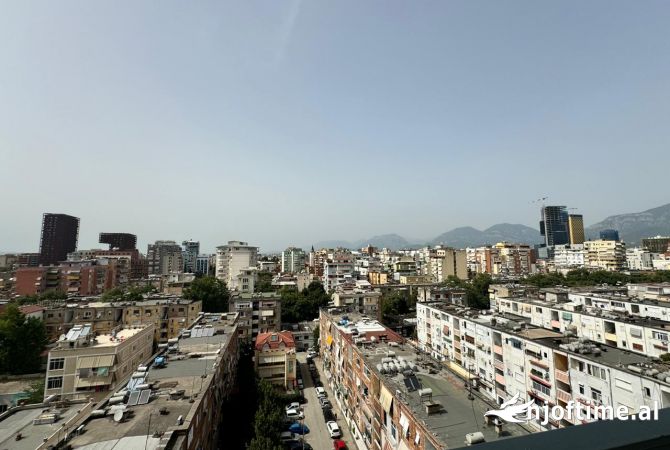 Apartment for sale in Tirana 5+1, Emty