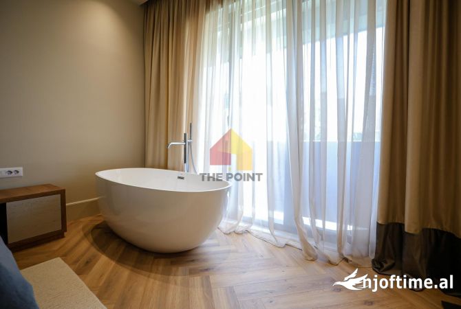 Shtepi ne shitje Duplex(shtepi me 2 kate) ne Tirane, 3+1, Mobilimi E mobiluar, Pagesa 480,000  Euro.