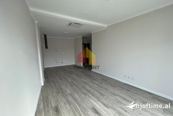 Ambient biznesi me qera 3+1 ne Tirane - 1,200 Euro
