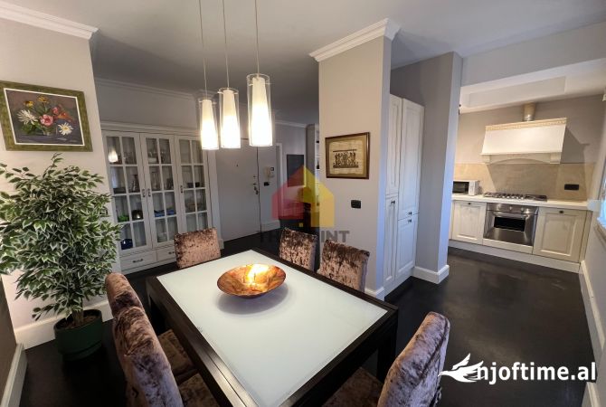 Shtepi me qera 2+1 ne Tirane - 1,500 Euro