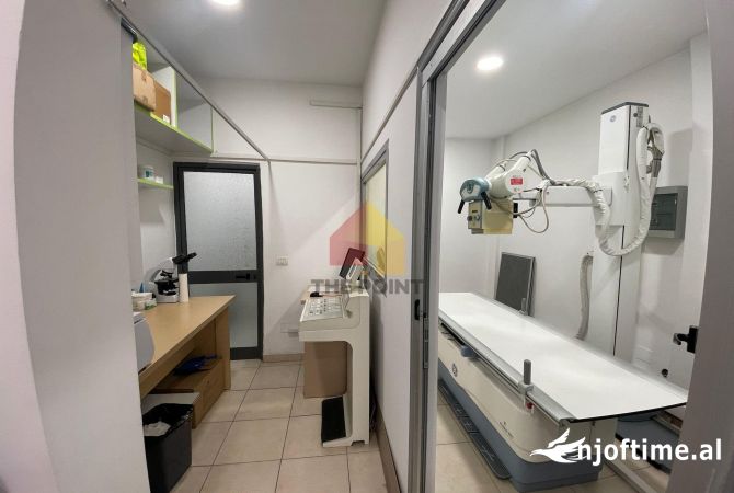Ambient biznesi me qera 3+1 ne Tirane - 600 Euro