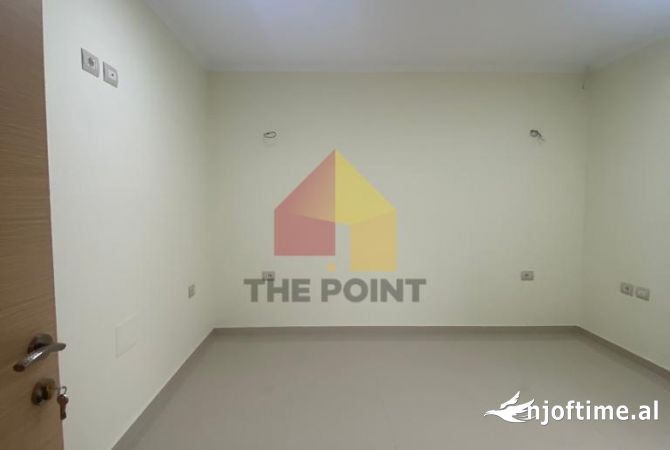 Ambient biznesi me qera 3+1 ne Tirane - 600 Euro