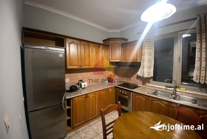 Shtepi me qera 3+1 ne Tirane - 800 Euro