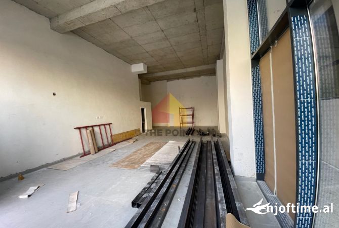 Ambient biznesi me qera 1+1 ne Tirane - 1,600 Euro