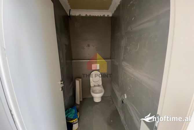 Ambient biznesi me qera 1+1 ne Tirane - 350 Euro