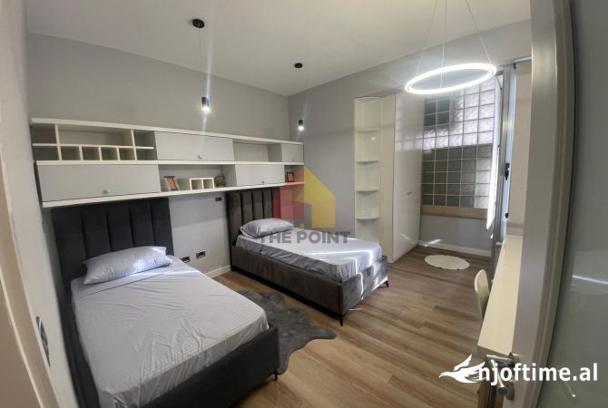 Shtepi me qera Apartament ne Tirane, 2+1, Mobilimi E mobiluar, Pagesa 1,000  Euro.
