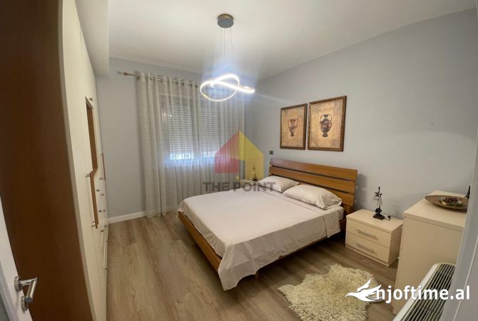 Shtepi me qera 2+1 ne Tirane - 1,000 Euro