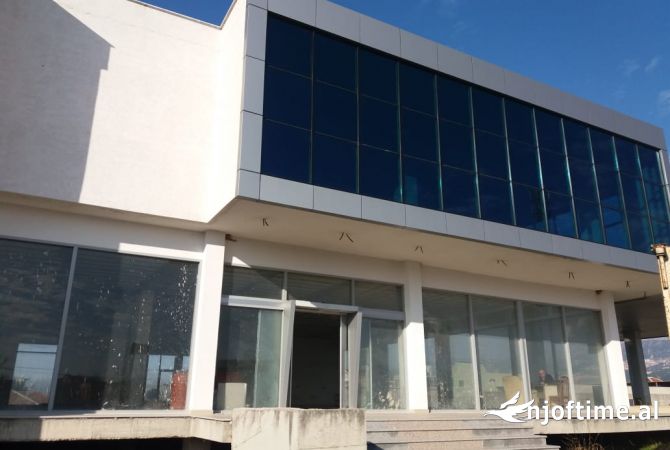 Ambient biznesi me qera 1+1 ne Tirane - 1,350 Euro
