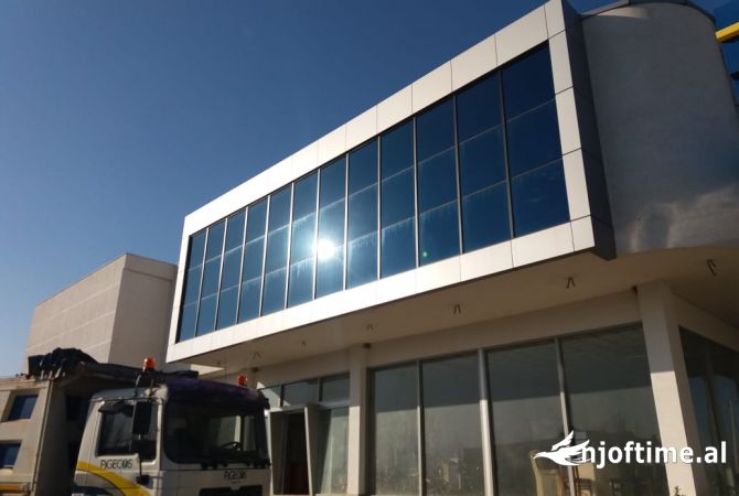 Ambient biznesi me qera 1+1 ne Tirane - 1,350 Euro