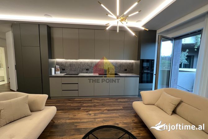 Shtepi me qera 2+1 ne Tirane - 2,500 Euro