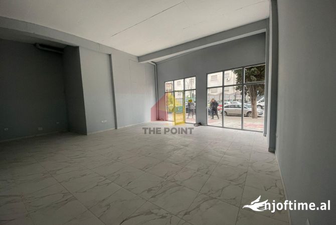 Ambient biznesi me qera 1+1 ne Tirane - 2,500 Euro