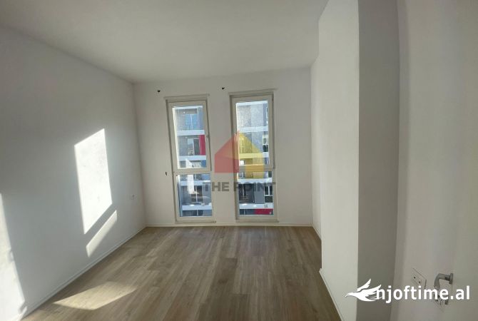Shtepi ne shitje Apartament ne Tirane, 2+1, Mobilimi Bosh, pa mobiluar, Pagesa 115,000  Euro.