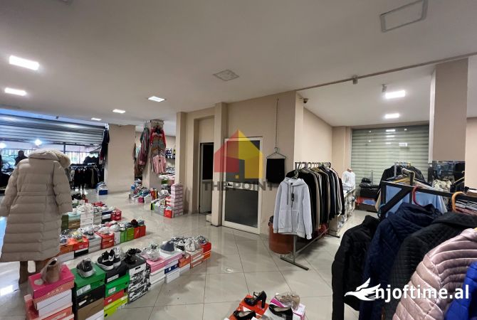 Ambient komercial per Qira ne Laprake – 165 m2