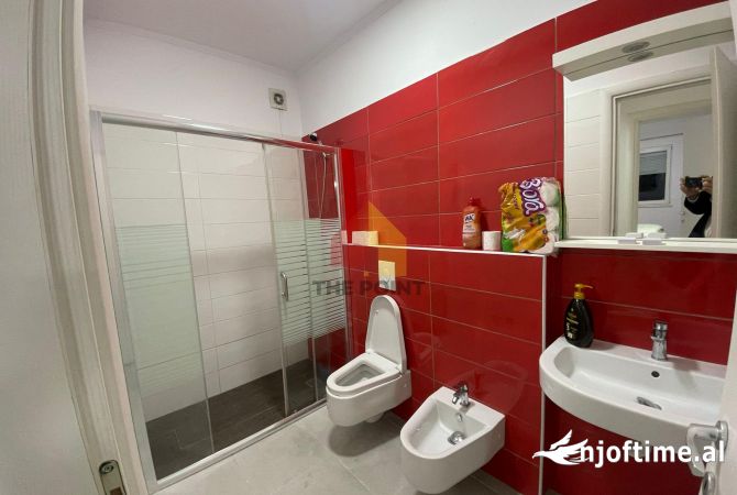 Shtepi me qera Apartament ne Tirane, 1+1, Mobilimi E mobiluar, Pagesa 550  Euro.