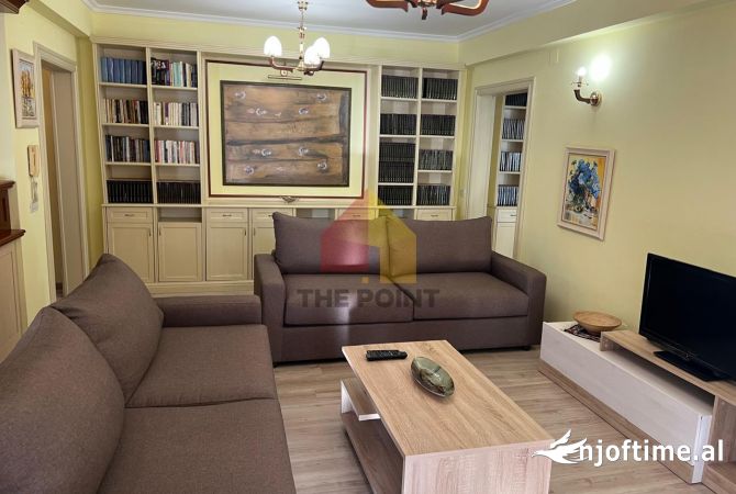 Shtepi me qera 2+1 ne Tirane - 1,000 Euro