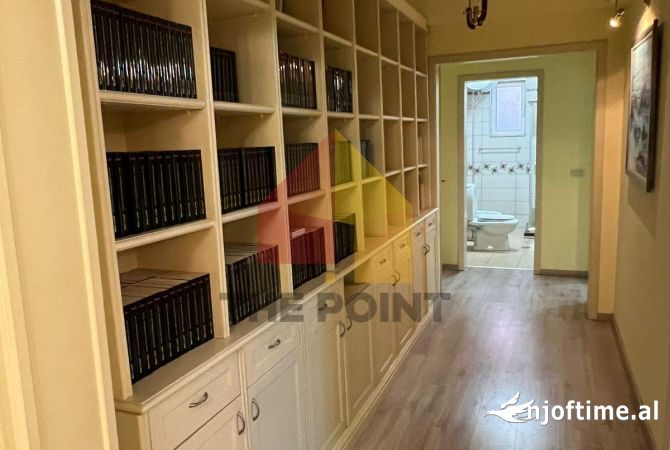 Shtepi me qera Apartament ne Tirane, 2+1, Mobilimi E mobiluar, Pagesa 1,000  Euro.