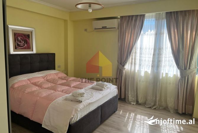 Shtepi me qera Apartament ne Tirane, 2+1, Mobilimi E mobiluar, Pagesa 1,000  Euro.