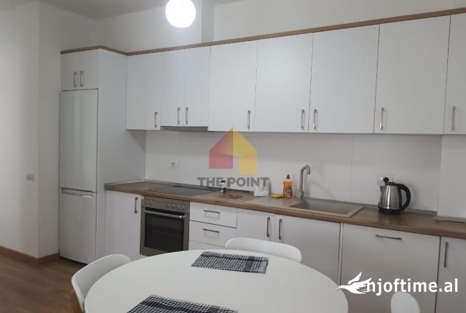 Shtepi me qera 2+1 ne Tirane - 800 Euro