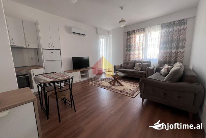 Shtepi me qera 1+1 ne Tirane - 550 Euro