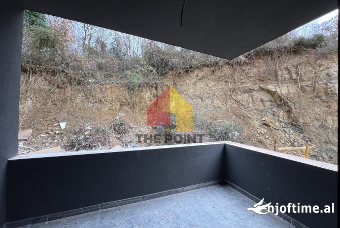 Shtepi ne shitje Apartament ne Tirane, 2+1, Mobilimi Bosh, pa mobiluar, Pagesa 186,000  Euro.