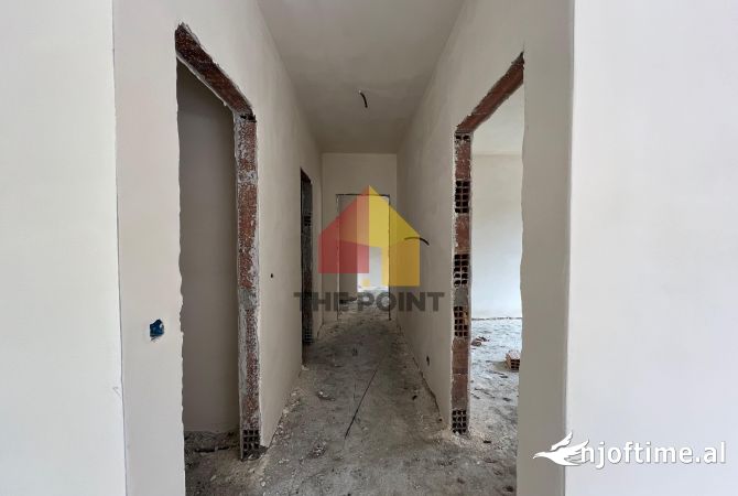Shtepi ne shitje 3+1 ne Tirane - 303,000 Euro