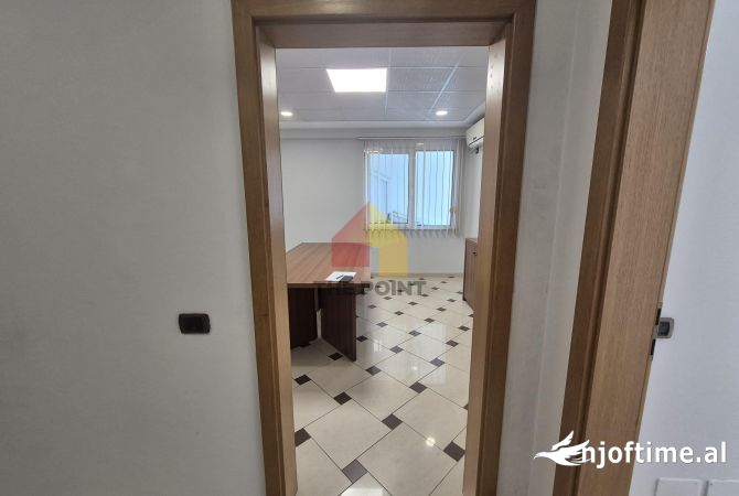 Zyre 110 m2-Qira ,Bllok