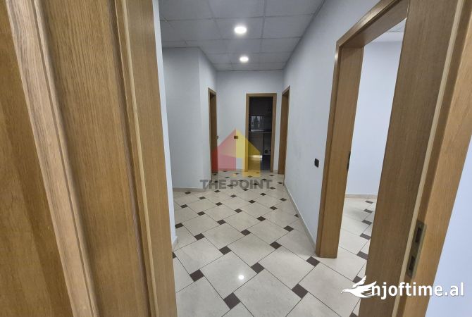 Zyre 110 m2-Qira ,Bllok