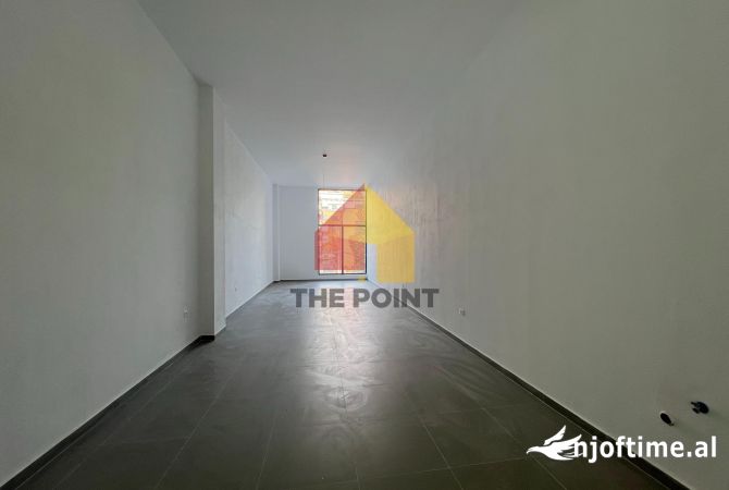 Ambient biznesi me qera 1+1 ne Tirane - 1,300 Euro