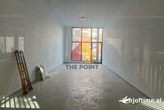 Ambient biznesi me qera 1+1 ne Tirane - 1,400 Euro