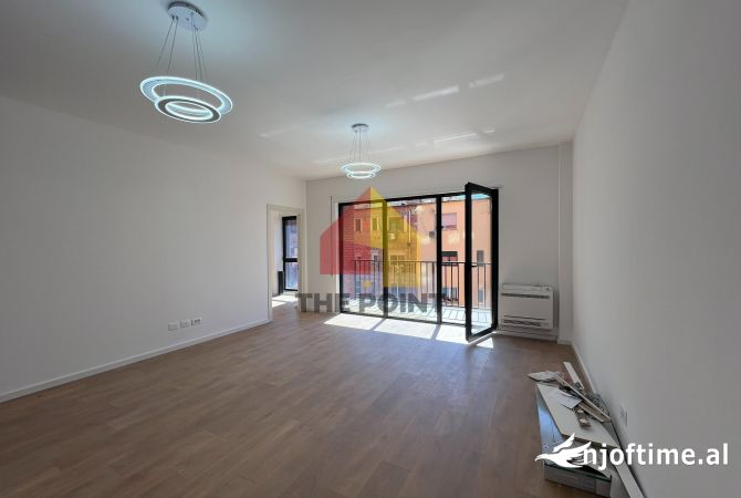 Zyre Moderne me Qira, 76m2, ndertim i ri, Rruga Myslym Shyri