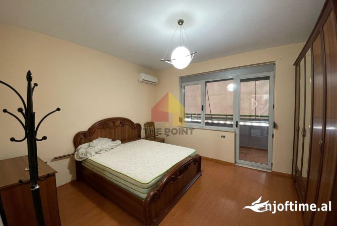 Shtepi me qera 3+1 ne Tirane - 1,100 Euro