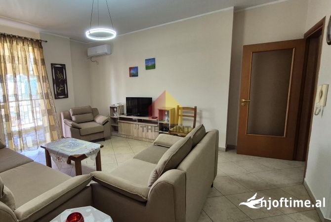 Shtepi me qera 3+1 ne Tirane - 900 Euro