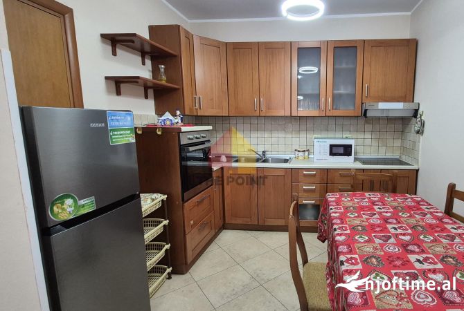 Shtepi me qera 3+1 ne Tirane - 900 Euro