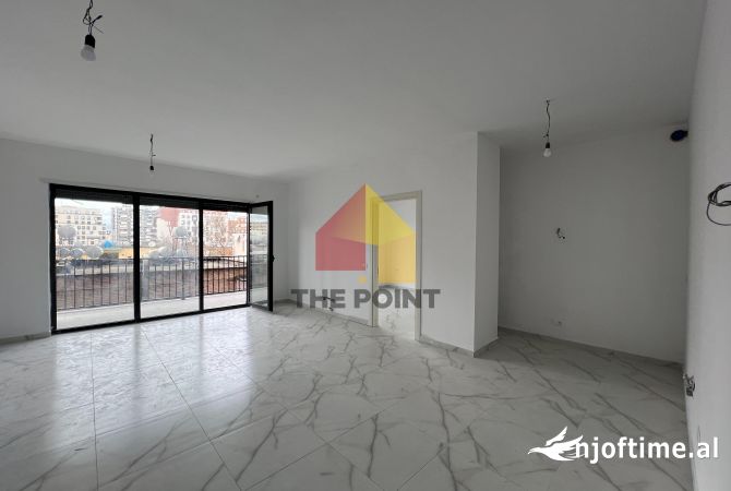 Ambient biznesi me qera 3+1 ne Tirane - 800 Euro