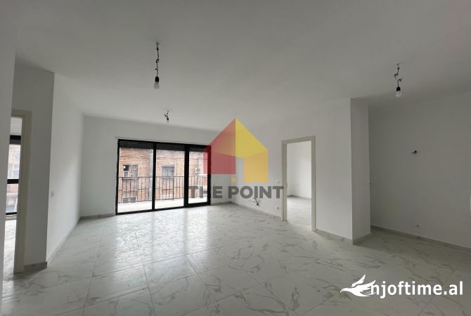 Ambient biznesi me qera 1+1 ne Tirane - 800 Euro