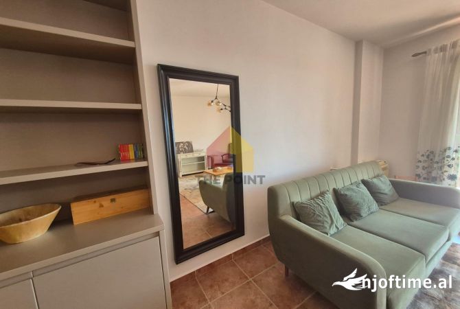 Shtepi me qera 2+1 ne Tirane - 1,000 Euro