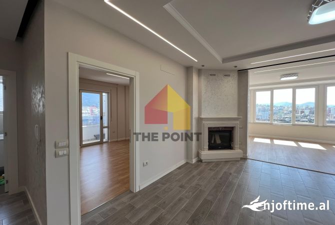 Shtepi ne shitje Apartament ne Tirane, 3+1, Mobilimi Pjeserisht e mobiluar, Pagesa 280,000  Euro.
