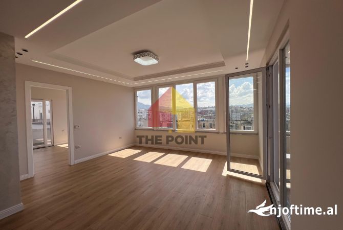 Shtepi ne shitje Apartament ne Tirane, 3+1, Mobilimi Pjeserisht e mobiluar, Pagesa 280,000  Euro.