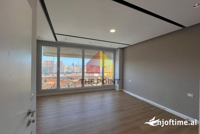 Shtepi ne shitje Apartament ne Tirane, 3+1, Mobilimi Pjeserisht e mobiluar, Pagesa 280,000  Euro.