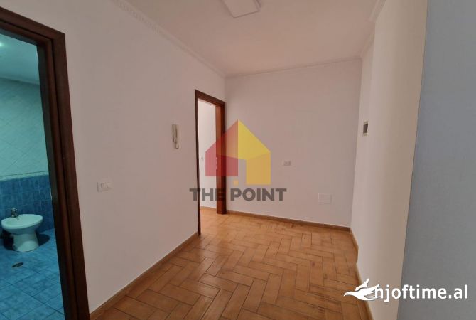 Ambient bisnesi me qera, 157m2, ne Bllok