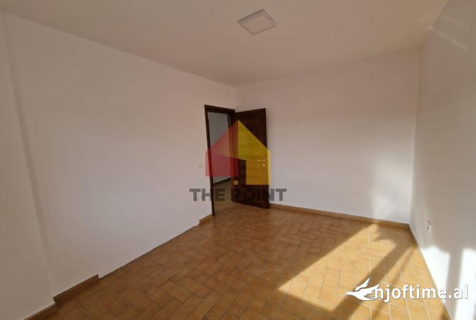 Ambient bisnesi me qera, 157m2, ne Bllok