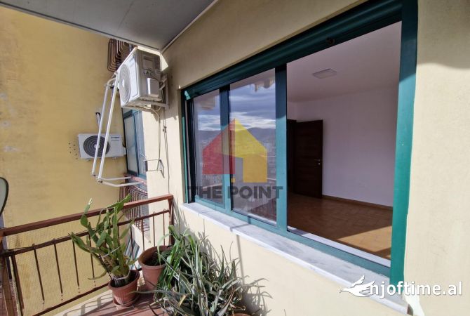 Ambient bisnesi me qera, 157m2, ne Bllok